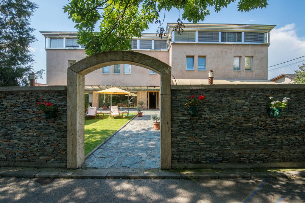 Hotel By Gastroid Ilidža Εξωτερικό φωτογραφία