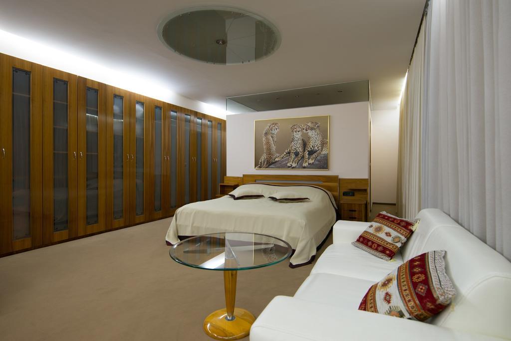 Hotel By Gastroid Ilidža Εξωτερικό φωτογραφία