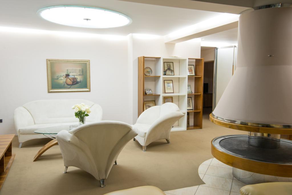 Hotel By Gastroid Ilidža Δωμάτιο φωτογραφία